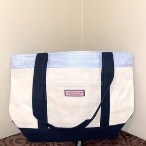 Large Vineyard Vines Bag